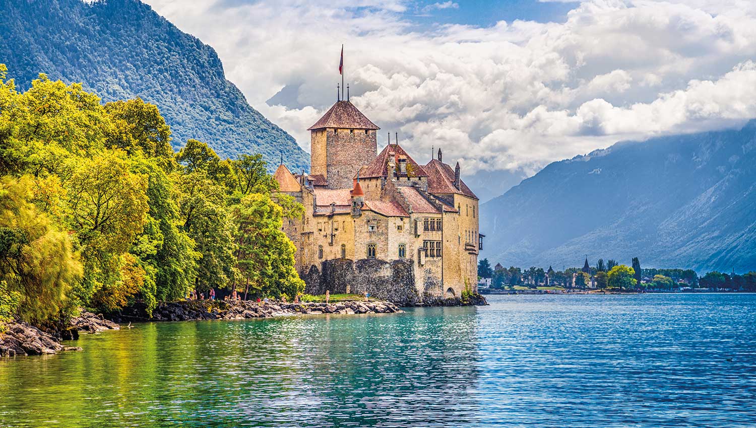 Hotels in Lake Geneva Region - 