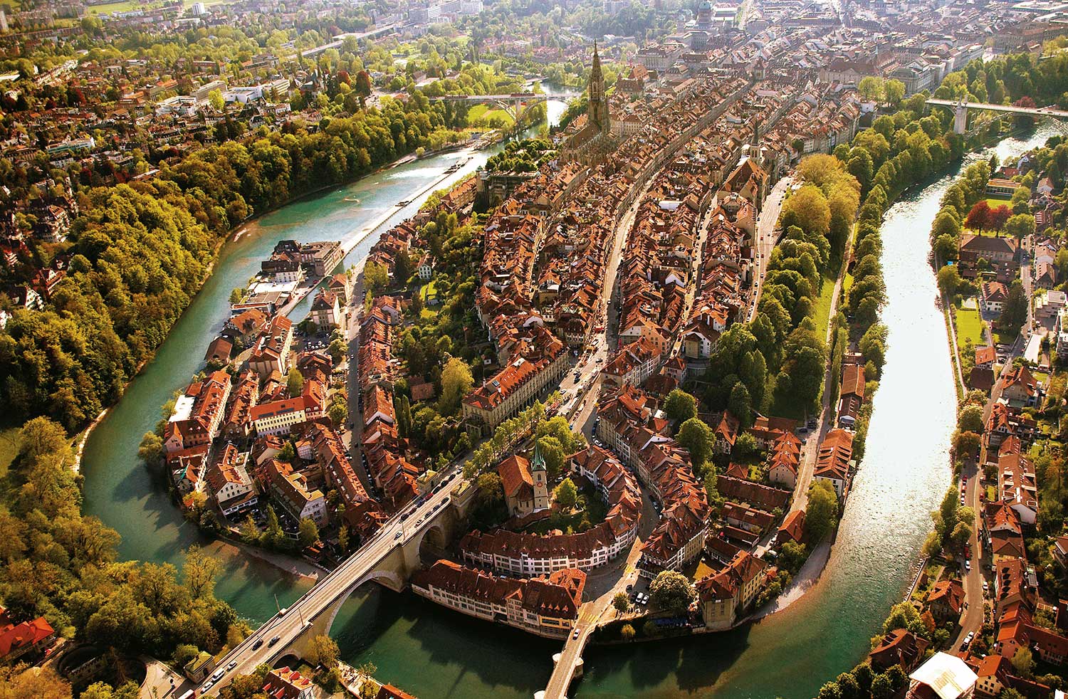 Hotels in Bern Region-Full of attractions Bern is the Swiss Federal City, the surrounding region of Bern is one of the cen